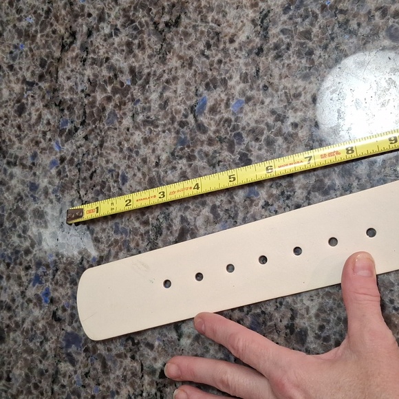 1980's White, 4in wide belt, 42 in. Long. I wore this in the 80's. Buckle is 3x3 - Picture 5 of 9
